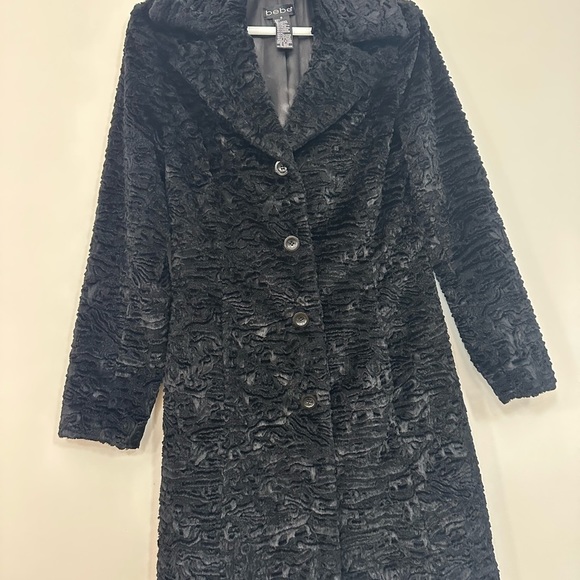VINTAGE 90’s/Y2K faux Persian shearling BEBE 
Coat size Small
Satin lined 
EUC - Picture 9 of 14